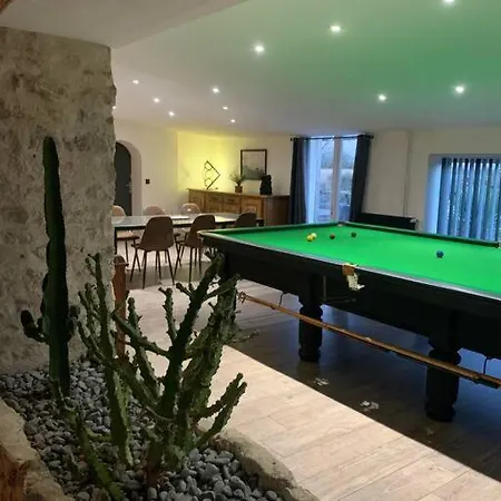 *villa La Hulotte* 16 Pers, A 5 Km Des Plages* * Angles (Vendee)